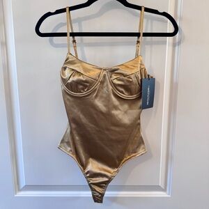 PrettyLittleThing Stretch Satin Bodysuit in Champagne - Size S